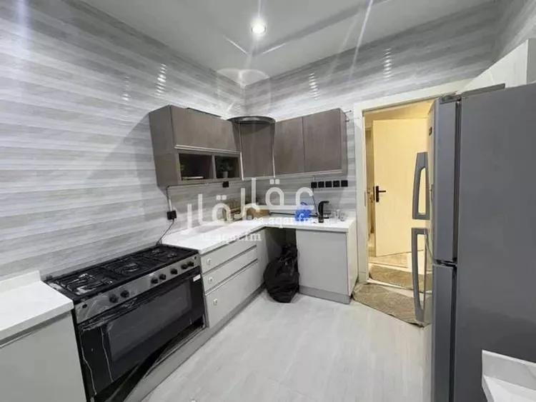 شقة للإيجار في شارع عبدالله الدريس, حي بدر, مدينة الرياض, منطقة الرياض صورة 2