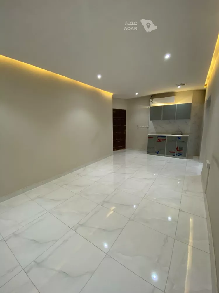 Apartment for Rent in Riyadh Al Wizarat 5