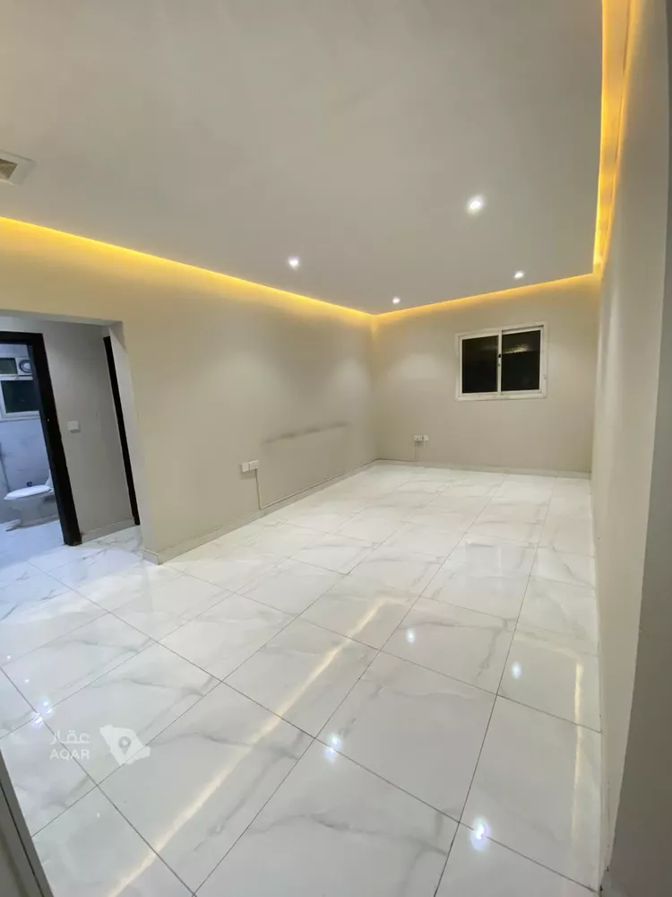 Apartment for Rent in Riyadh Al Wizarat 8