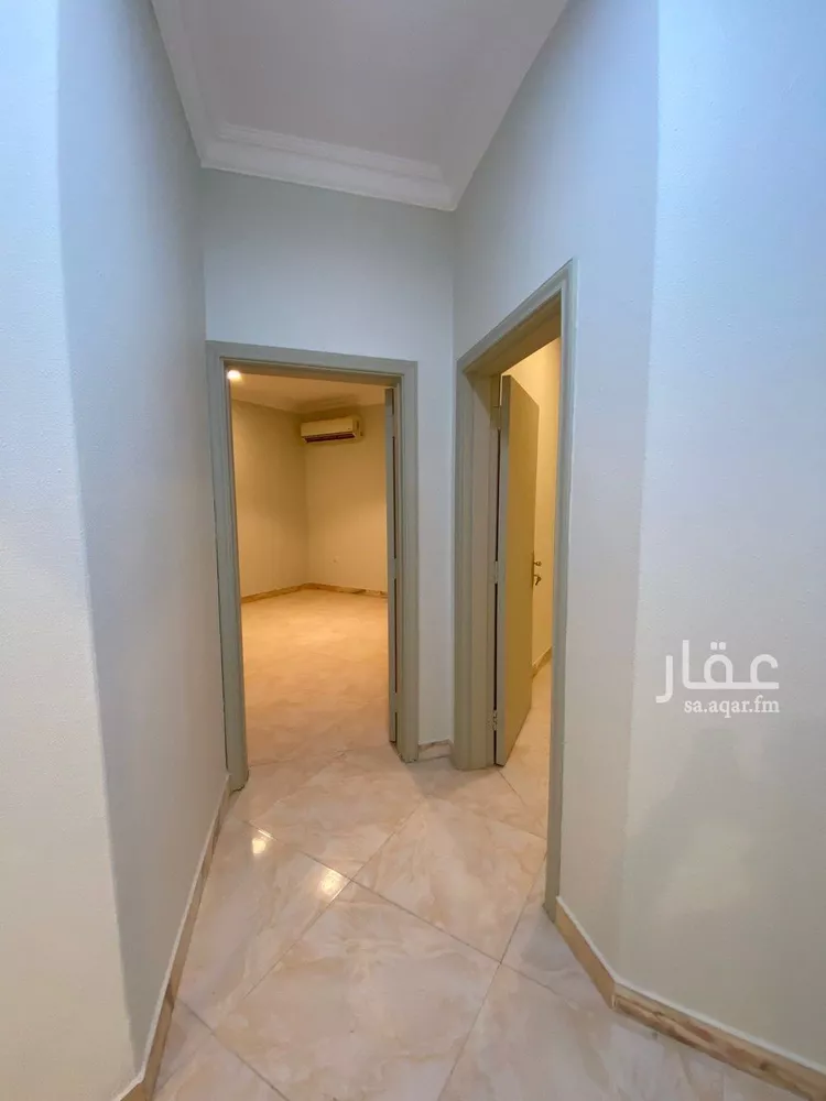 Floor for Rent in Riyadh Al Falah 13