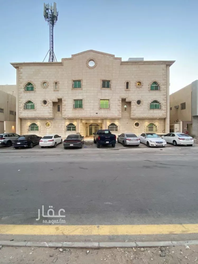 شقة للإيجار في شارع جرير بن عبدالله البجلي, حي مغرزات, مدينة الرياض, منطقة الرياض