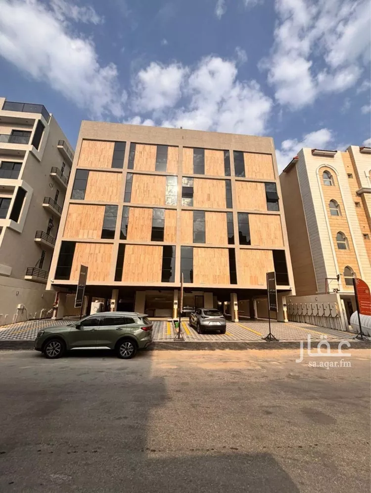 شقة للبيع في شارع القيصومة, حي الحمراء, مدينة الخبر, المنطقة الشرقية