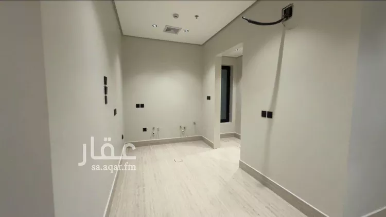شقة للبيع في شارع القيصومة, حي الحمراء, مدينة الخبر, المنطقة الشرقية صورة 2