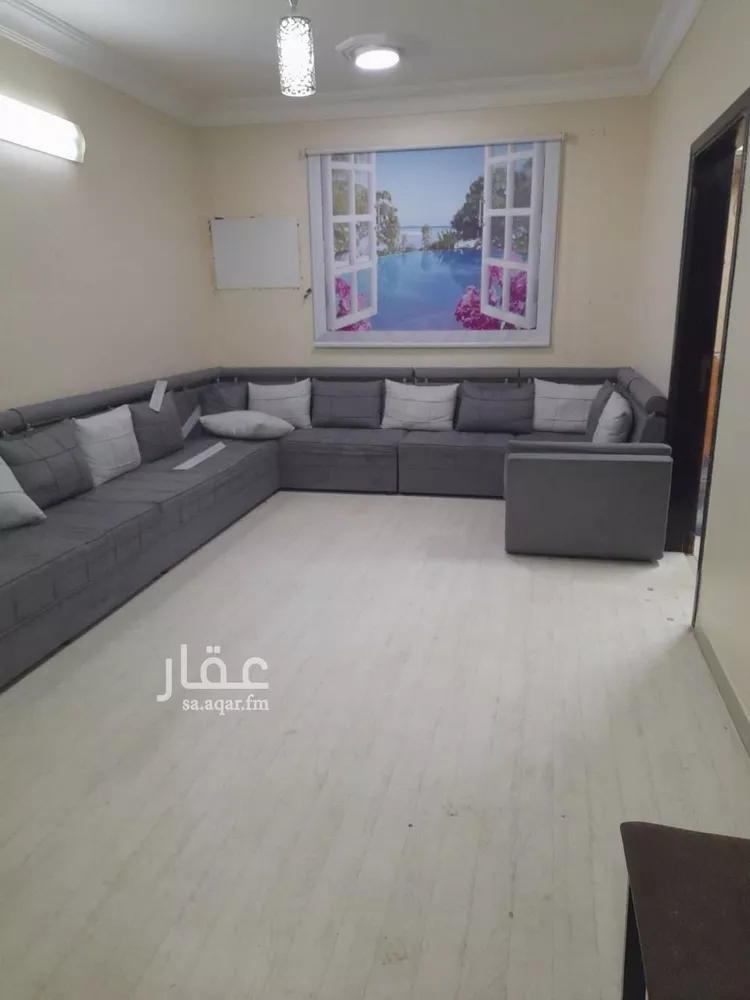 شقة للإيجار في شارع ميناء الاحمدي, حي إشبيلية, مدينة الرياض, منطقة الرياض