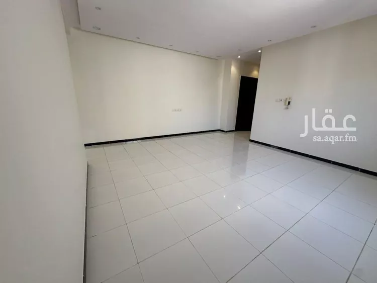 شقة للبيع في شارع محمد بن عبدالواحد الطبري, حي الرمال, مدينة الرياض, منطقة الرياض