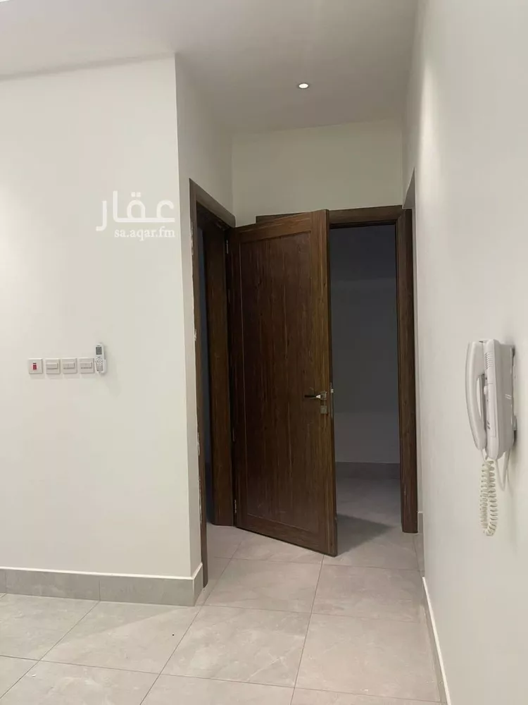 شقة للإيجار في شارع صالح بافضل بن محمد, حي العارض, مدينة الرياض, منطقة الرياض صورة 3