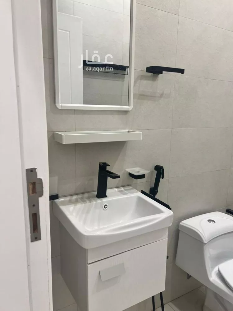 شقة للإيجار في شارع عمر بن عمرو بن إياس, حي النرجس, مدينة الرياض, منطقة الرياض صورة 4