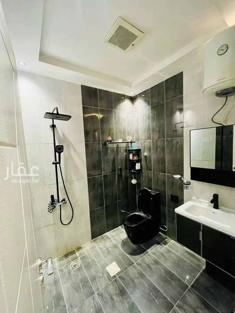 شقة للبيع في شارع وادي هجر, حي الملقا, مدينة الرياض, منطقة الرياض صورة 2