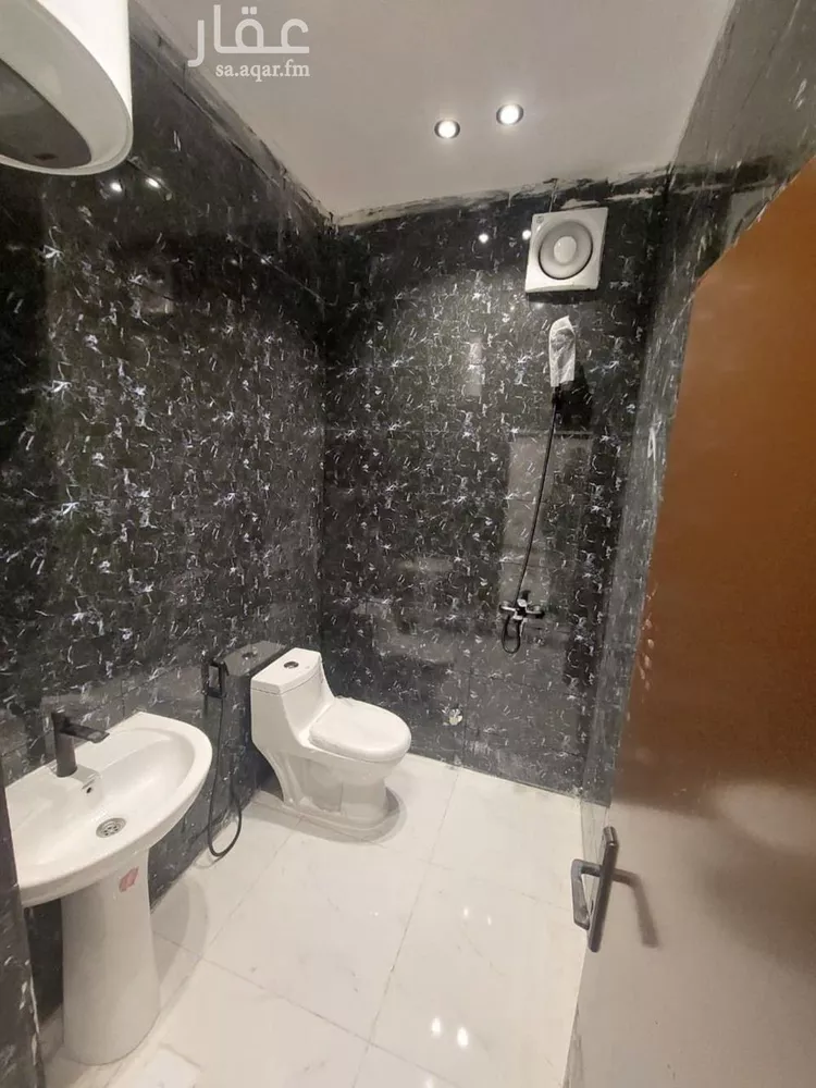 شقة للإيجار في شارع طريق الملك عبدالعزيز, حي العارض, مدينة الرياض, منطقة الرياض صورة 3