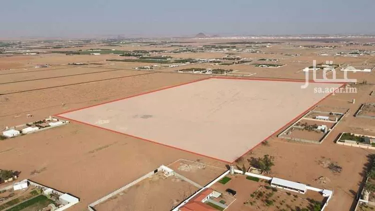 أرض للبيع في شارع المربع الذهبي, حي القاعد, مدينة القاعد, منطقة حائل