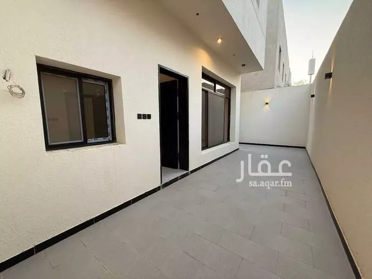 Villa for Sale in Riyadh Okaz 9