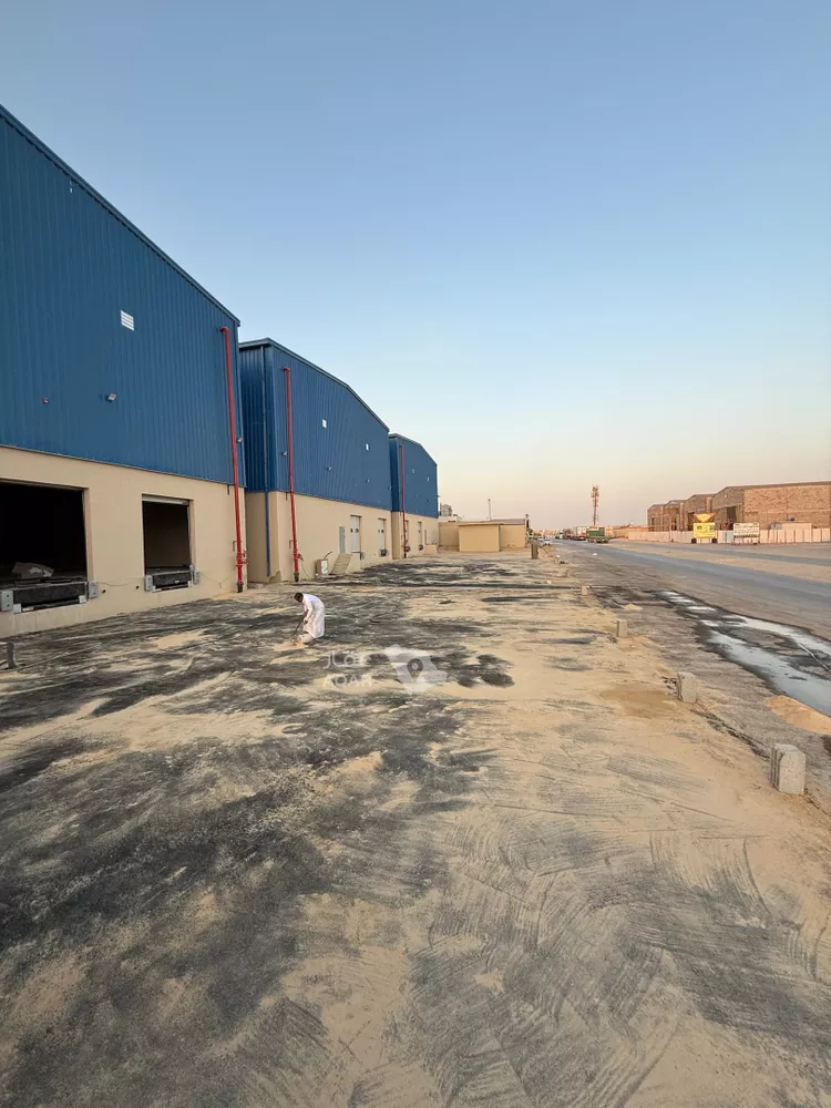 مستودع للإيجار في شارع رقم 30, حي المنصورية, مدينة الرياض, منطقة الرياض صورة 3
