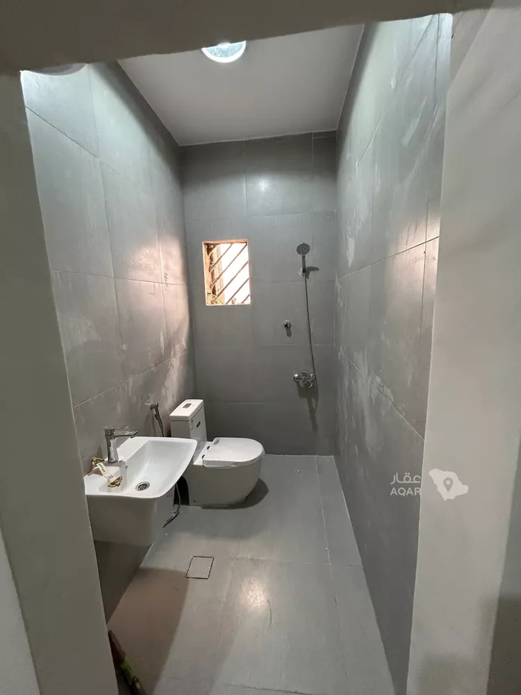 شقة للإيجار في شارع الملك عبدالعزيز ابن عبدالرحمن سعود, حي العاصمة, مدينة الدرعية, منطقة الرياض صورة 3