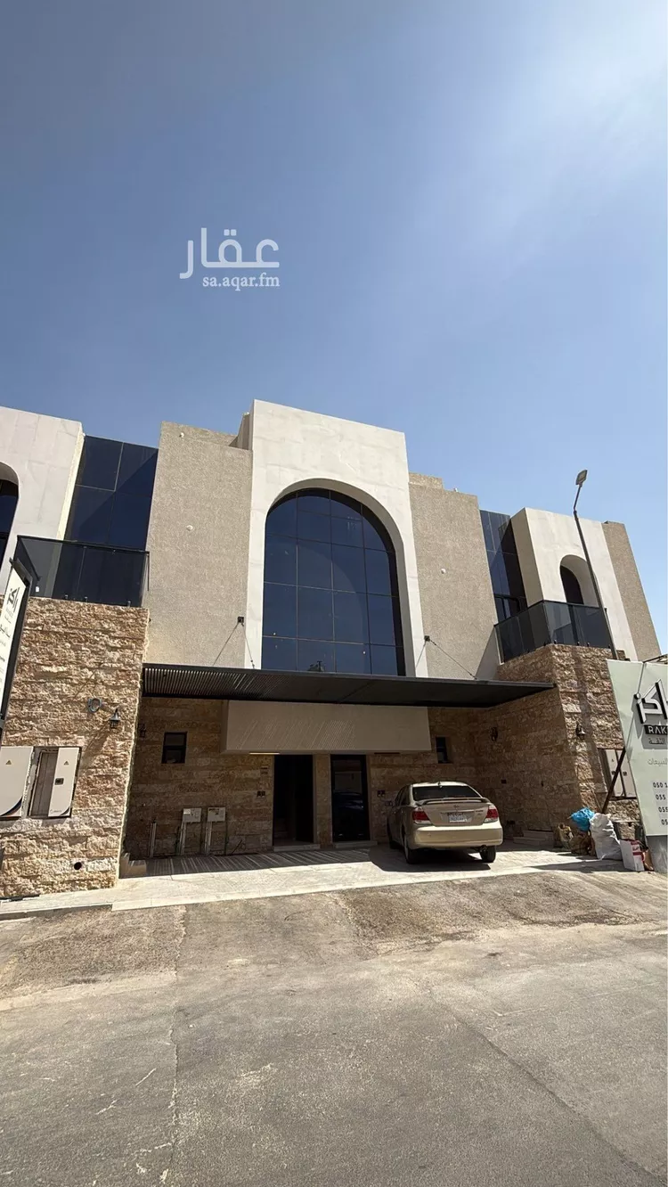 دور للبيع في شارع اللدايد, حي الوادي, مدينة الرياض, منطقة الرياض صورة 2