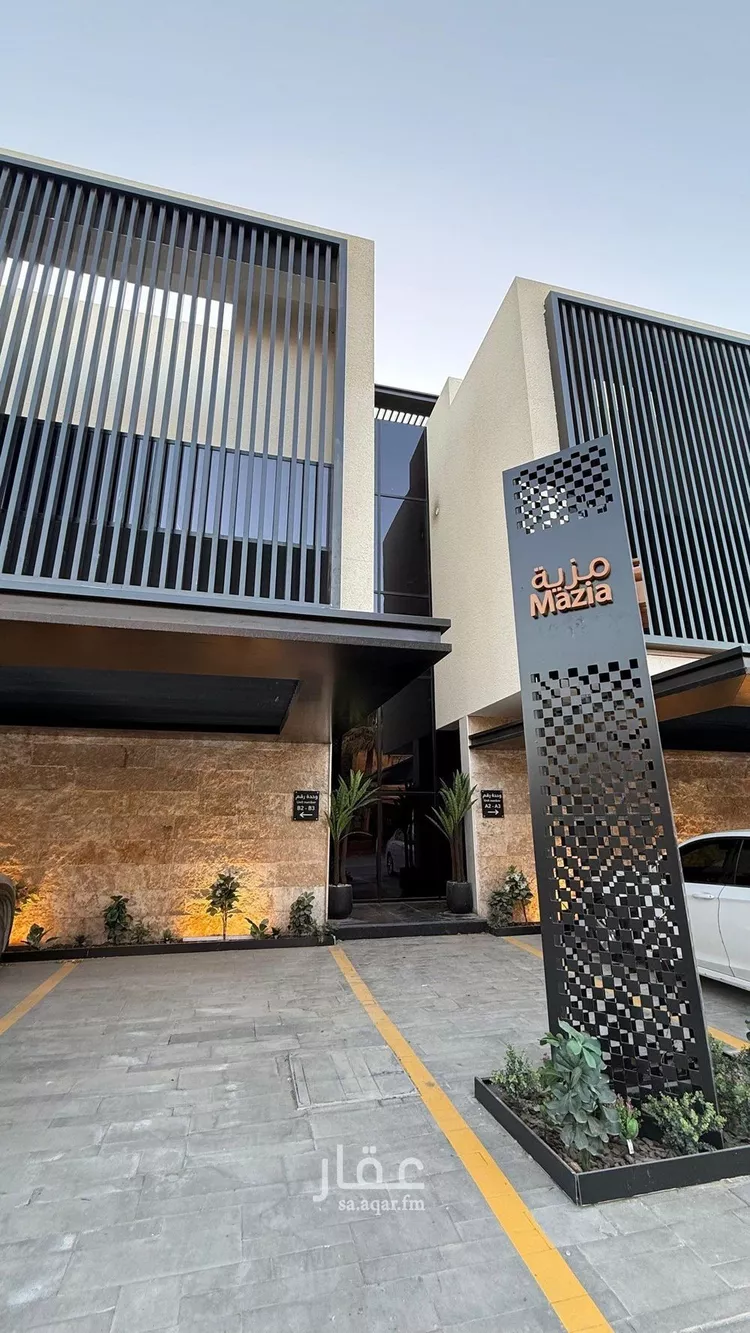 دور للبيع في شارع السوالمة, حي المروج, مدينة الرياض, منطقة الرياض