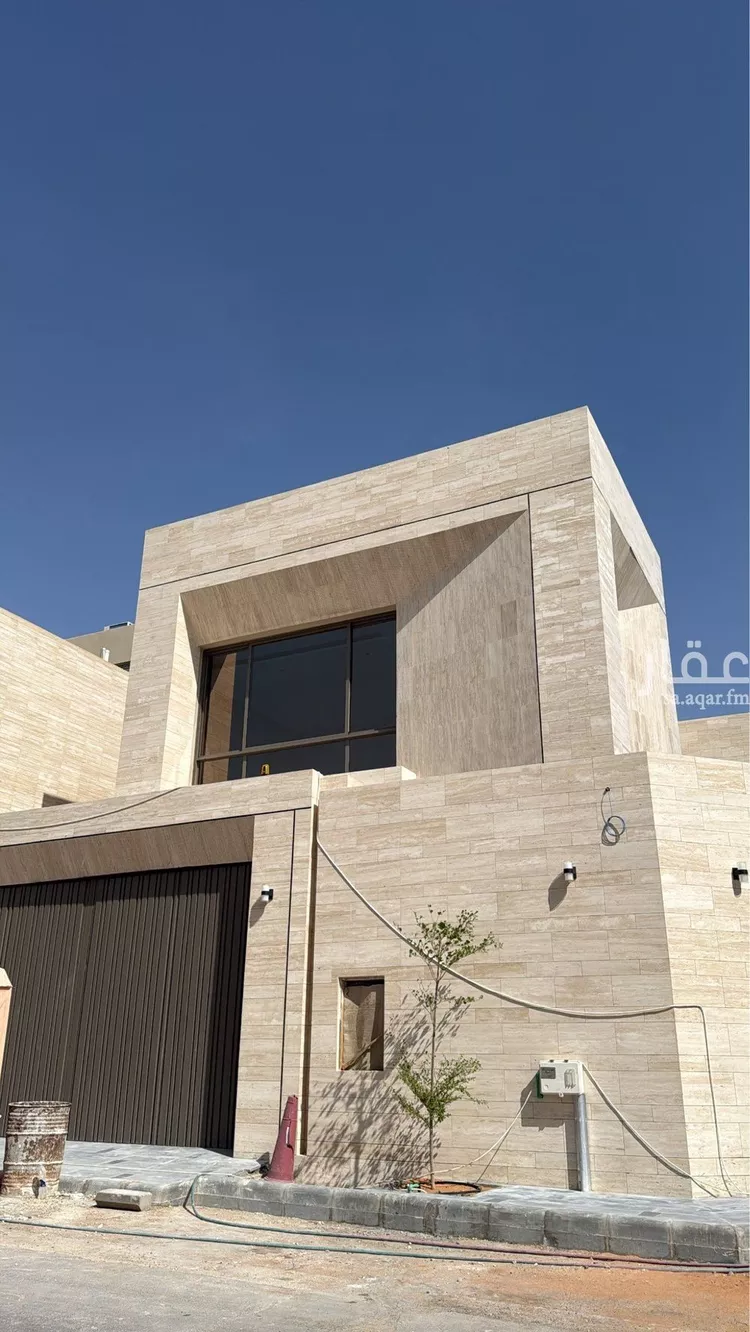 فيلا للبيع في شارع الحوافظ, حي المحمدية, مدينة الرياض, منطقة الرياض