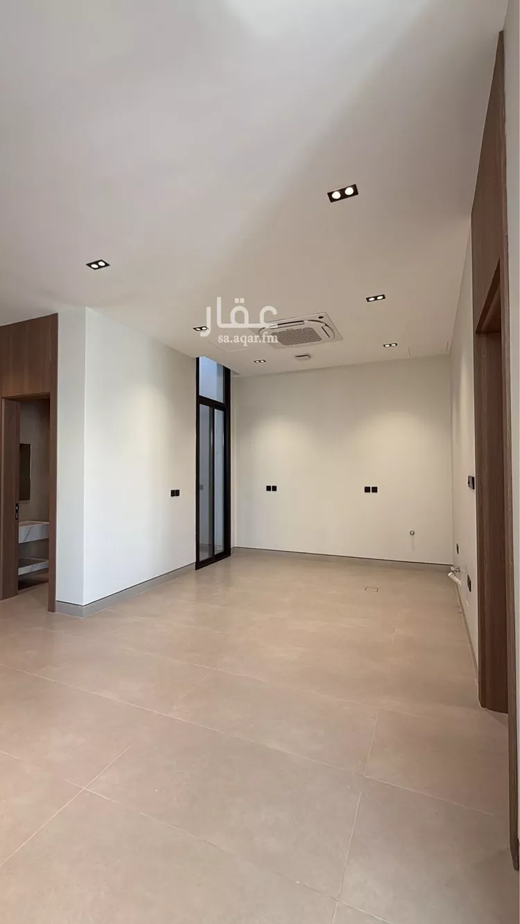 دور للبيع في شارع اللدايد, حي الوادي, مدينة الرياض, منطقة الرياض صورة 4