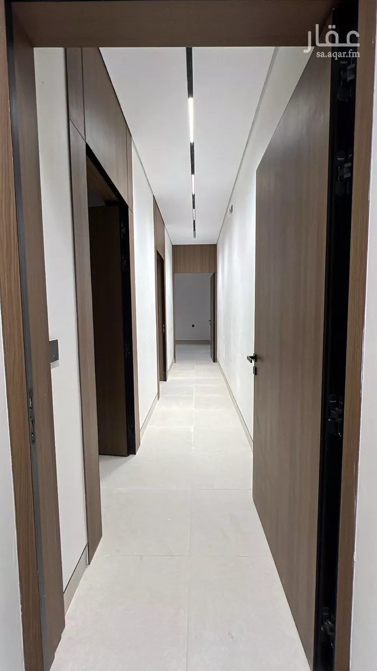 دور للبيع في شارع غريان, حي النزهة, مدينة الرياض, منطقة الرياض صورة 4