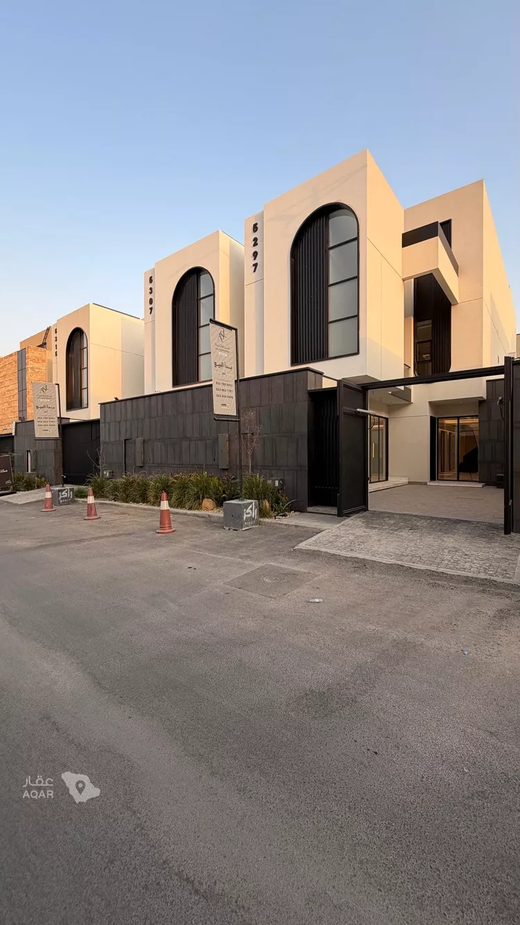 فيلا للبيع في شارع رقم 372, حي الملقا, مدينة الرياض, منطقة الرياض 2