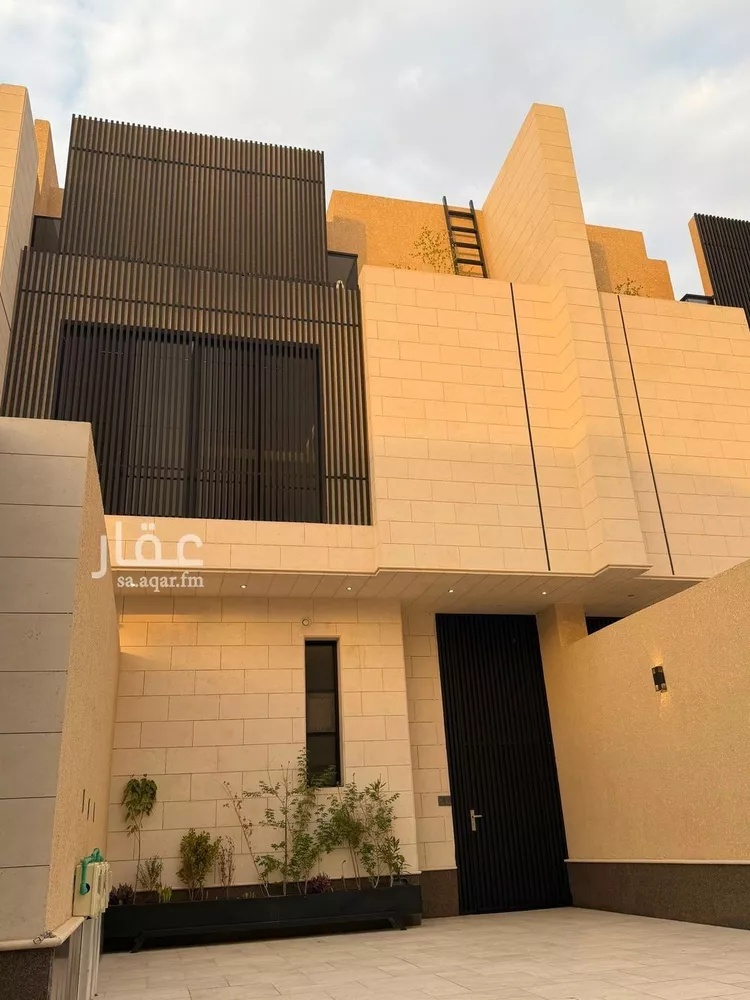 دور للبيع في شارع رقم 422, حي الملقا, مدينة الرياض, منطقة الرياض 10