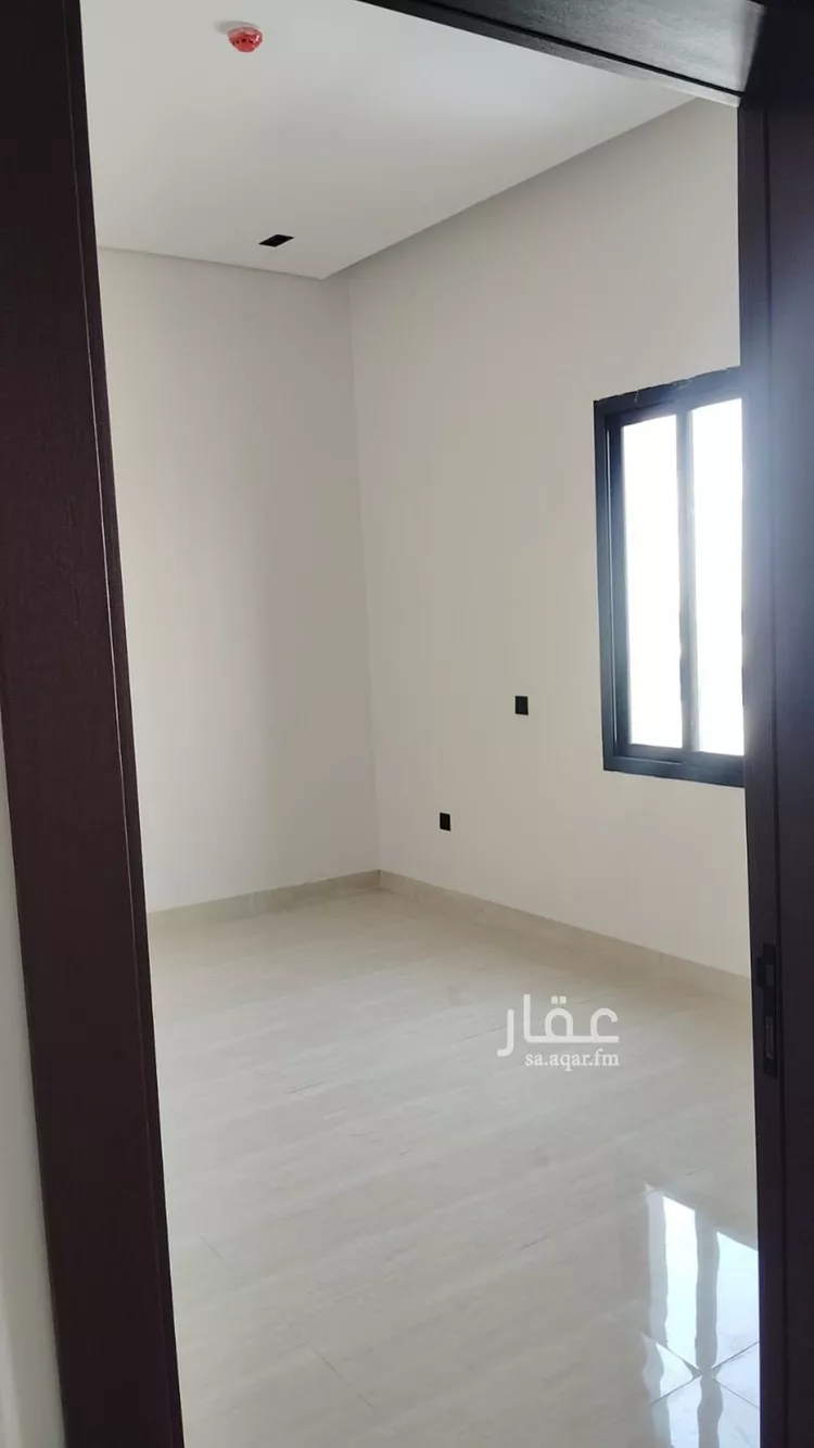 عمارة للبيع في شارع القصر, حي النرجس, مدينة الرياض, منطقة الرياض صورة 4