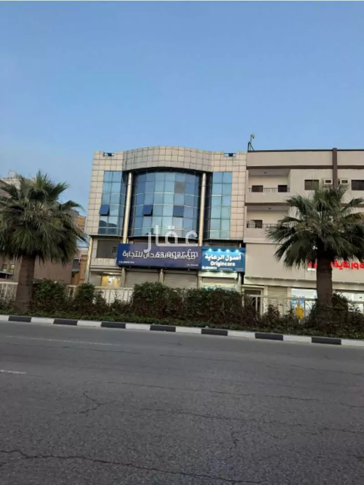 مكتب تجاري للإيجار في شارع الثامن والعشرون, حي البادية, مدينة الدمام, المنطقة الشرقية