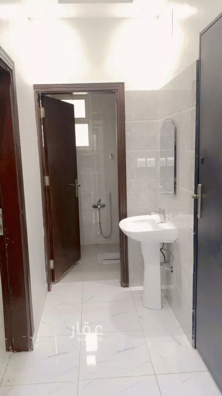 شقة للإيجار في شارع الفخر الأصبهاني, حي السعادة, مدينة الرياض, منطقة الرياض صورة 3