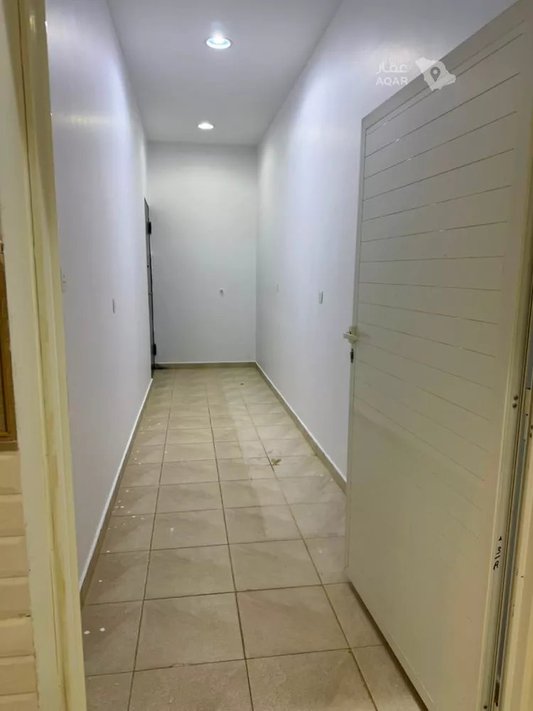 فيلا للإيجار في شارع حلل بنت أبي المكارم, حي المهدية, مدينة الرياض, منطقة الرياض 10