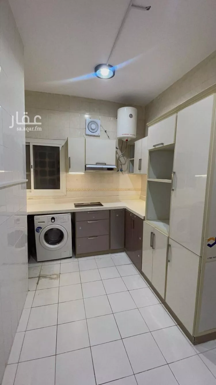 شقة للإيجار في شارع البحر الميت, حي إشبيلية, مدينة الرياض, منطقة الرياض