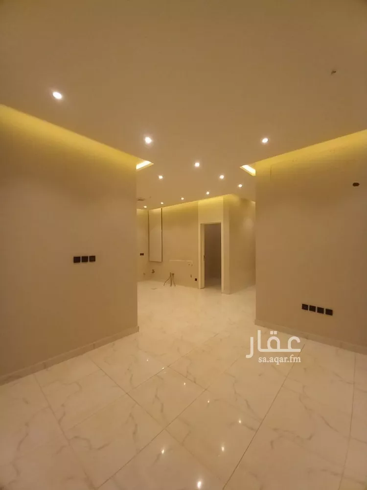 شقة للإيجار في شارع الجميل ابن حاتم, حي ظهرة لبن, مدينة الرياض, منطقة الرياض