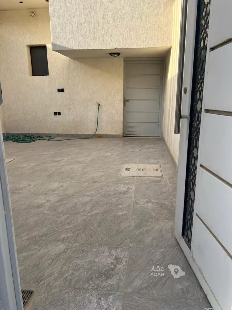 شقة للإيجار في شارع أبي الصفاء الحسيني, حي بدر, مدينة الرياض, منطقة الرياض 4