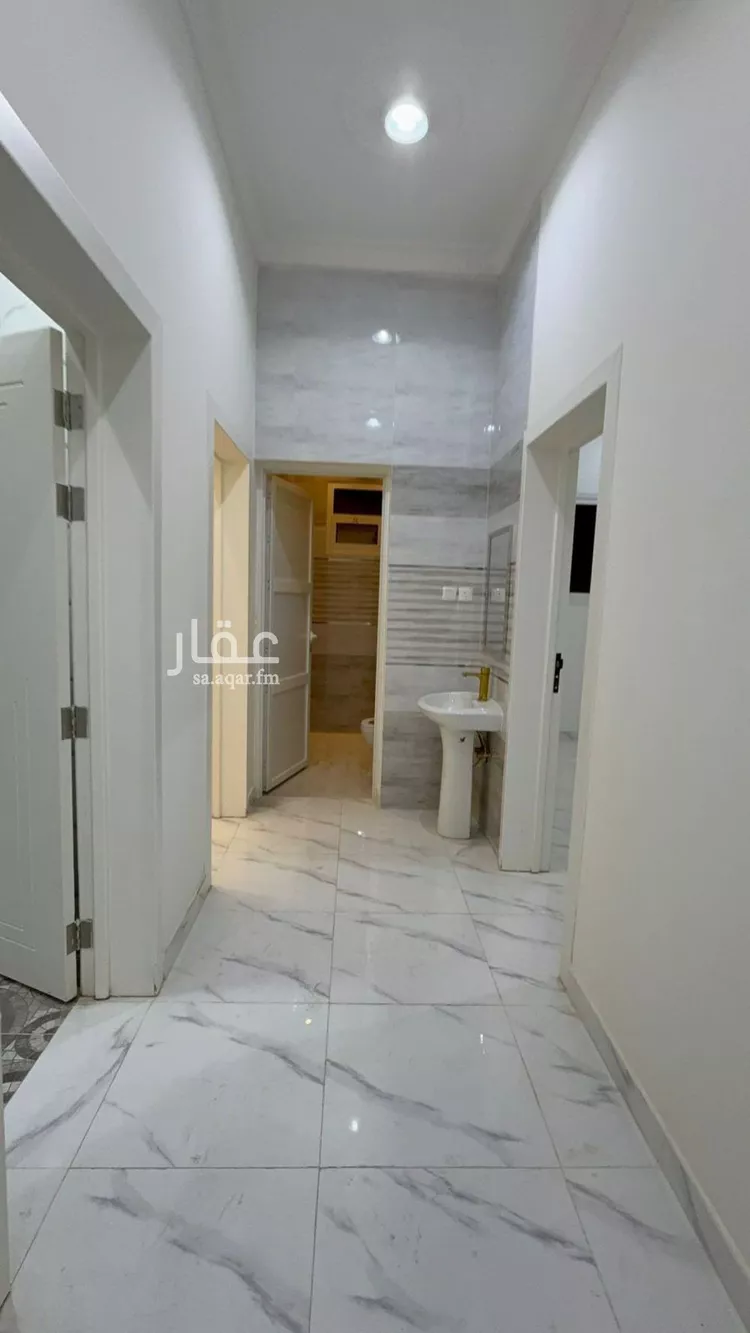 فيلا للإيجار في شارع ظهره العودة غرب 159, حي ظهره العودة غرب, مدينة الدرعية, منطقة الرياض صورة 2