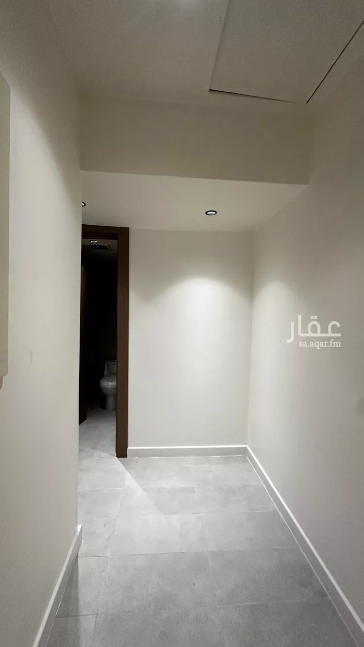 دور للبيع في شارع رقم 334, حي النرجس, مدينة الرياض, منطقة الرياض صورة 5