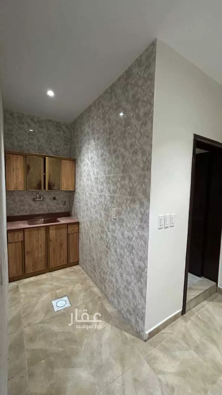 عمارة للإيجار في شارع 12ا, حي الضباب, مدينة الدمام, المنطقة الشرقية صورة 4