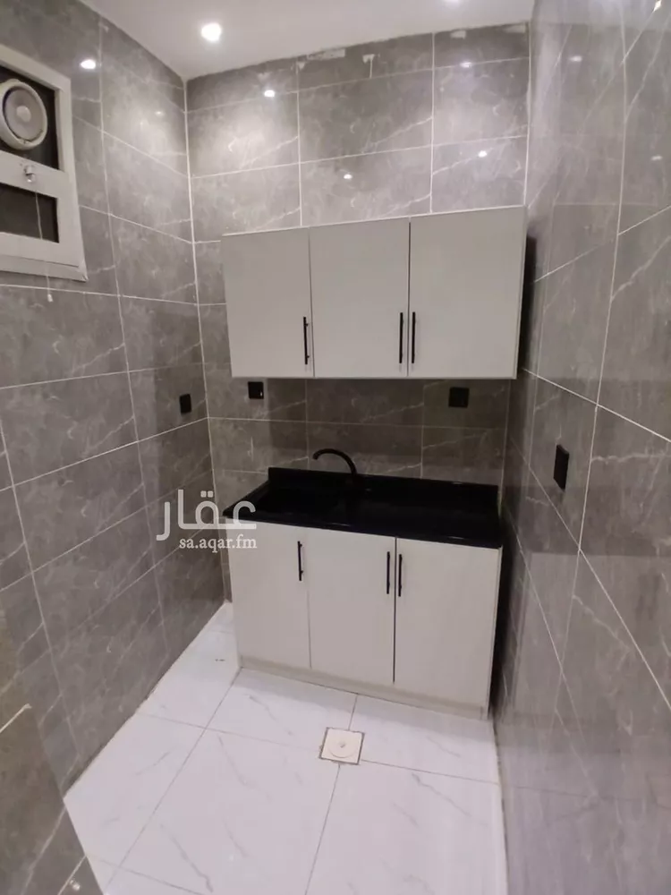 شقة للإيجار في شارع سليمان بن محمود, حي إشبيلية, مدينة الرياض, منطقة الرياض صورة 2