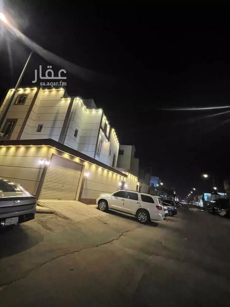 فيلا للبيع في شارع احمد بن داود الجذامي, حي الرمال, مدينة الرياض, منطقة الرياض صورة 2