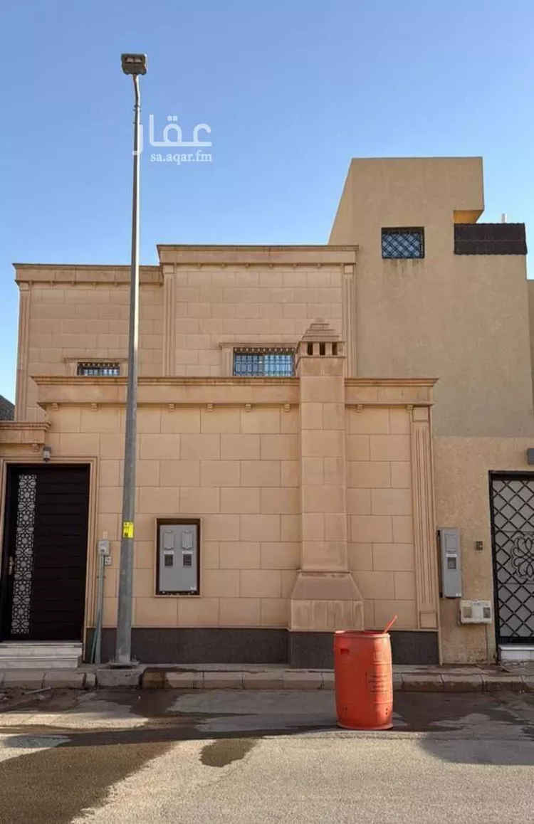 فيلا للبيع في شارع الإسكان ، حي النهضة ، بريدة ، بريدة