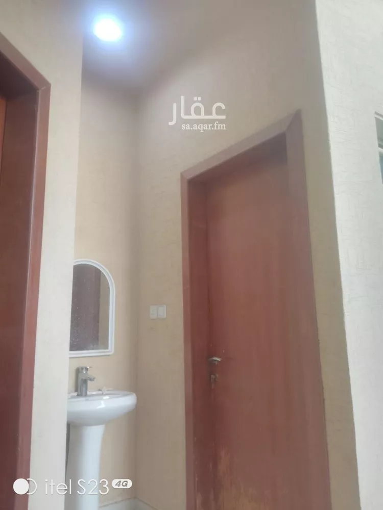 فيلا للإيجار في شارع جبل المدار, حي العزيزية, مدينة الرياض, منطقة الرياض صورة 3