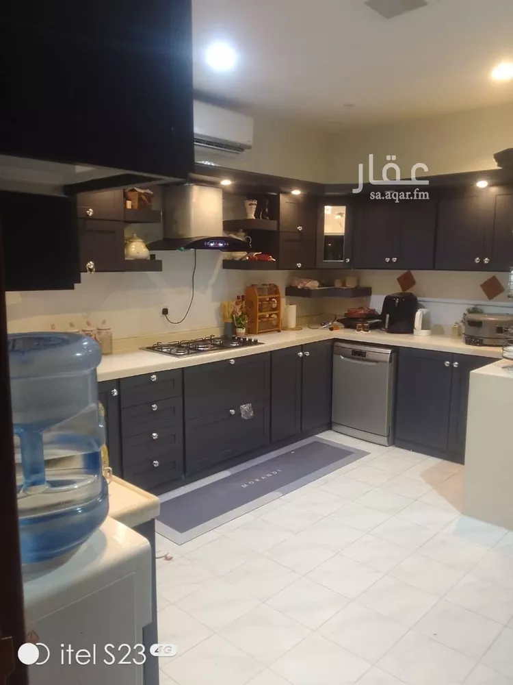 فيلا للإيجار في شارع جبل المدار, حي العزيزية, مدينة الرياض, منطقة الرياض صورة 2