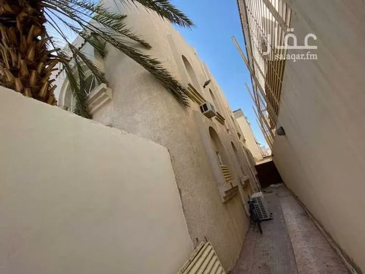 عمارة للبيع في شارع طليحة ابن بلال العبدري, حي الجامعة, مدينة المدينة المنورة, منطقة المدينة المنورة 8