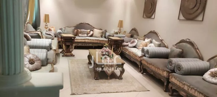 فيلا للبيع في شارع عبدالعزيز القاضي, حي الإزدهار, مدينة الرياض, منطقة الرياض صورة 3