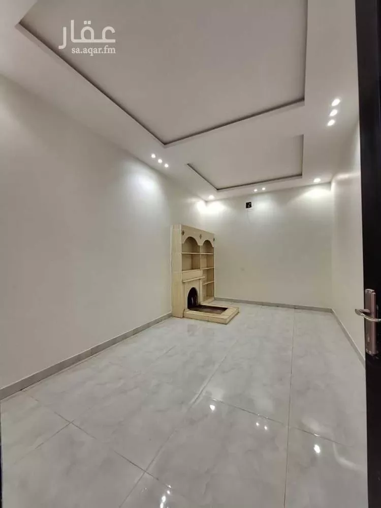 فيلا للإيجار في شارع خارجة بن سعيد, حي الرمال, مدينة الرياض, منطقة الرياض صورة 3