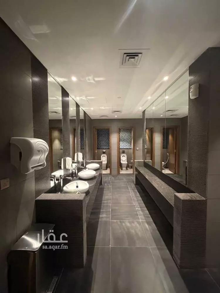 شقة للبيع في شارع الملك فهد الفرعي, حي العليا, مدينة الرياض, منطقة الرياض 7