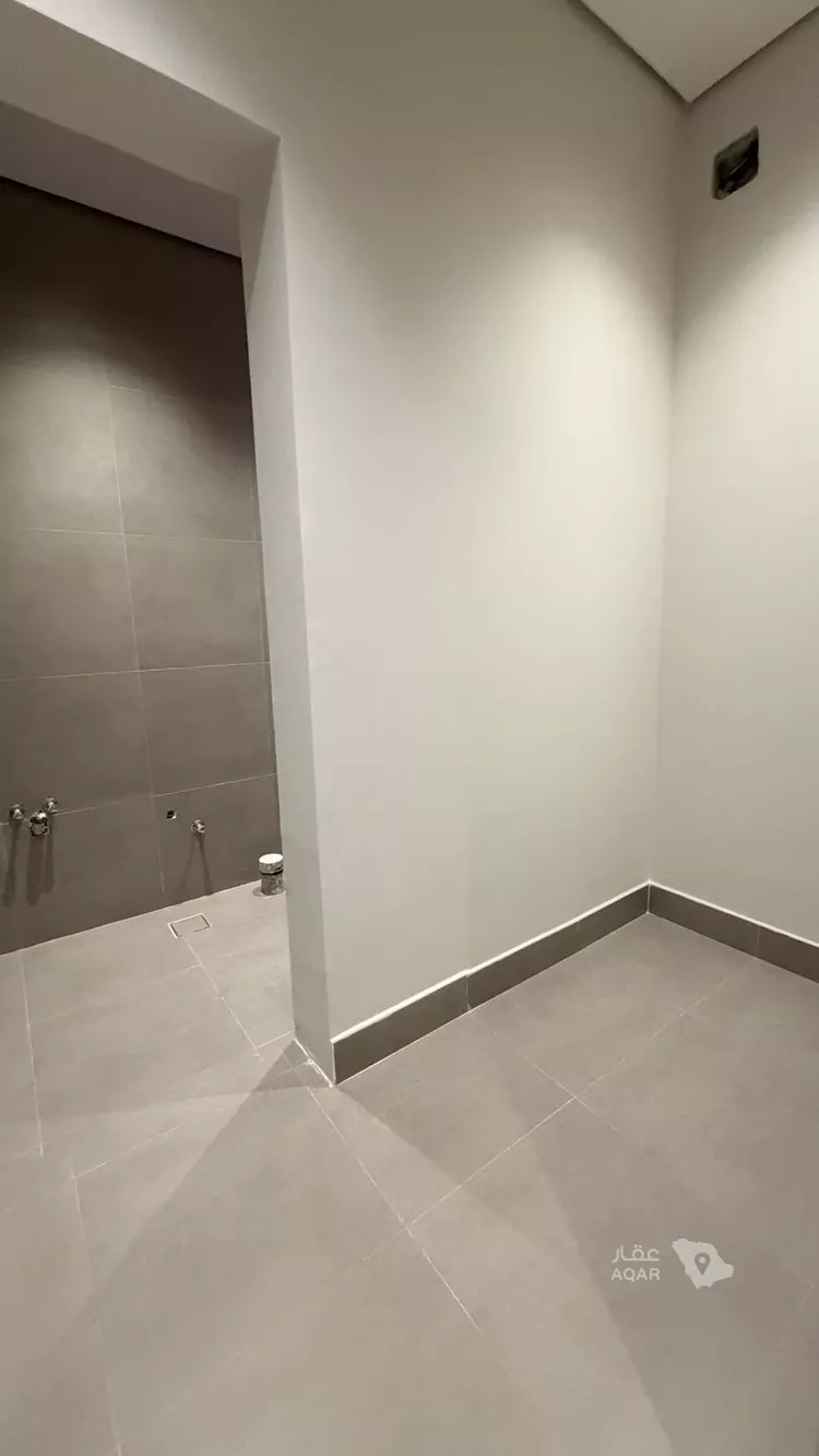 دور للإيجار في شارع الحدائق, حي النفل, مدينة الرياض, منطقة الرياض 15