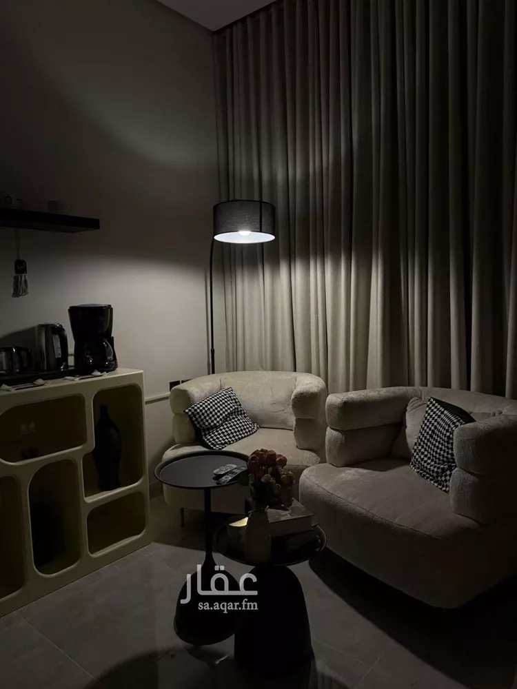 شقة للإيجار في شارع العطايف, حي الحمراء, مدينة الخبر, المنطقة الشرقية صورة 3