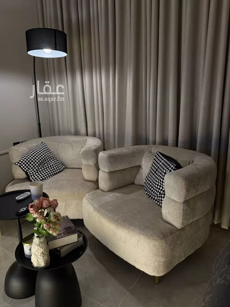 شقة للإيجار في شارع العطايف, حي الحمراء, مدينة الخبر, المنطقة الشرقية صورة 2