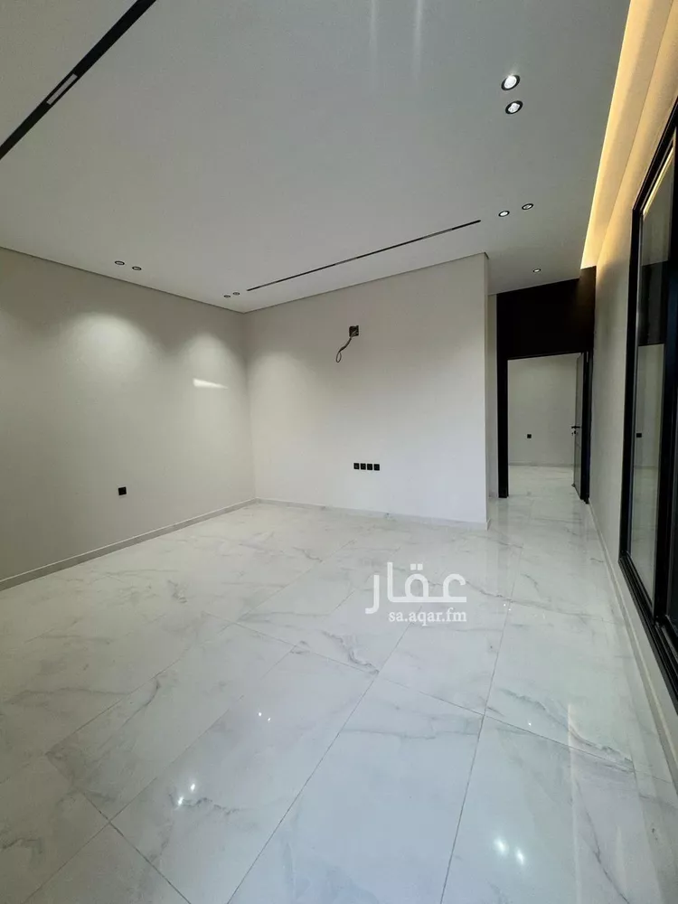 دور للبيع في شارع الرايه, حي الجنادرية, مدينة الرياض, منطقة الرياض 11