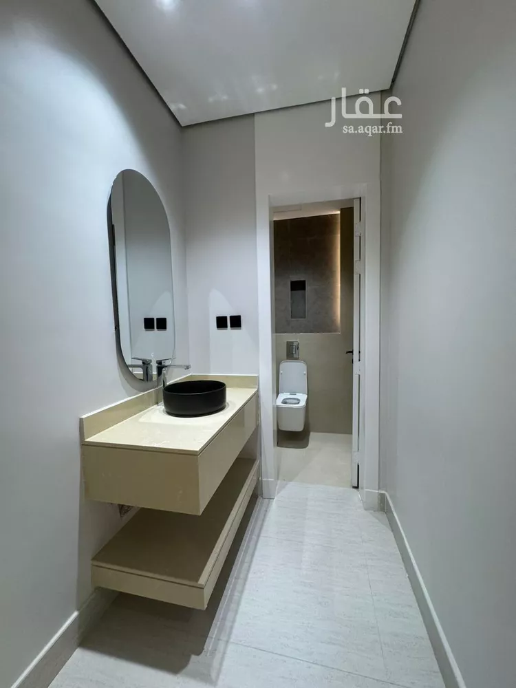 Floor for Sale in Riyadh Al Janadriyah 9