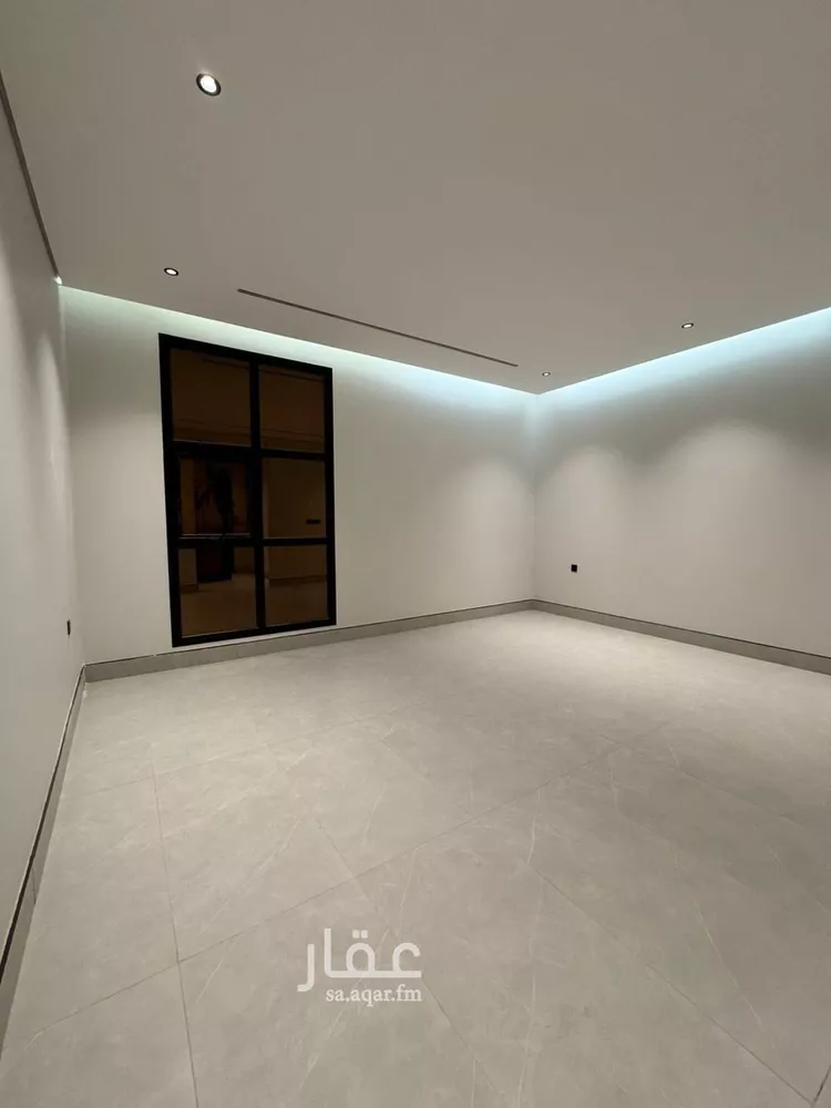 Floor for Sale in Riyadh Al Maizilah 6