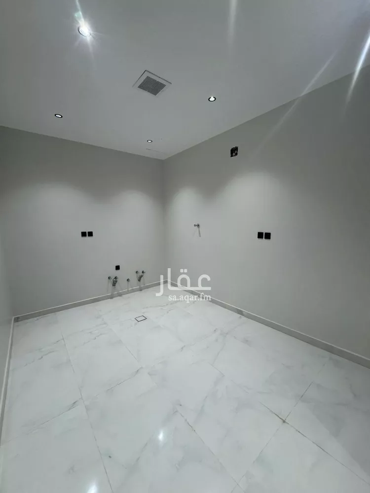 دور للبيع في شارع الرايه, حي الجنادرية, مدينة الرياض, منطقة الرياض صورة 3